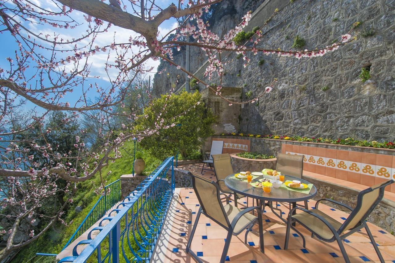 Casa Pina Lejlighed Amalfi Eksteriør billede